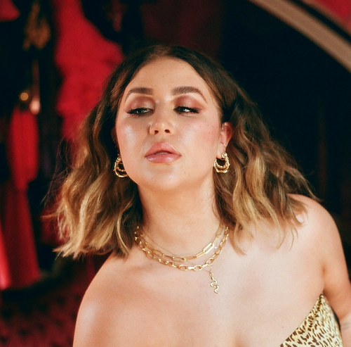 ALL EYEZ ON ME NECKLACE